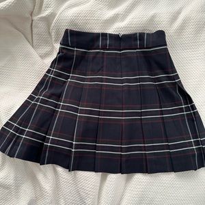 Aritzia Sunday best pleated plaid skirt